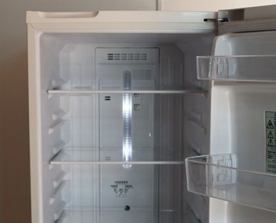 LED照明とガラストレイ